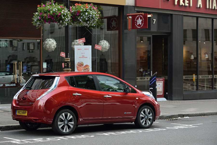 Nissan Leaf - 100% Electric Vehicle