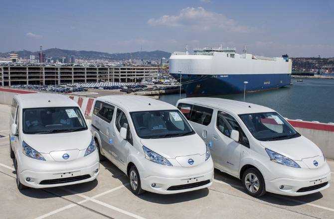 Nissan e-NV200 electric van posts record 10,000 orders in Europe as business leaders switch to zero-emissions deliveries