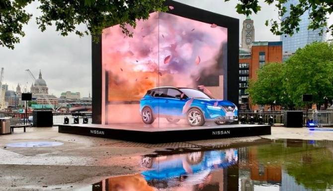 Nissan breaks through fourth wall on London’s Southbank for launch of the all-new Qashqai