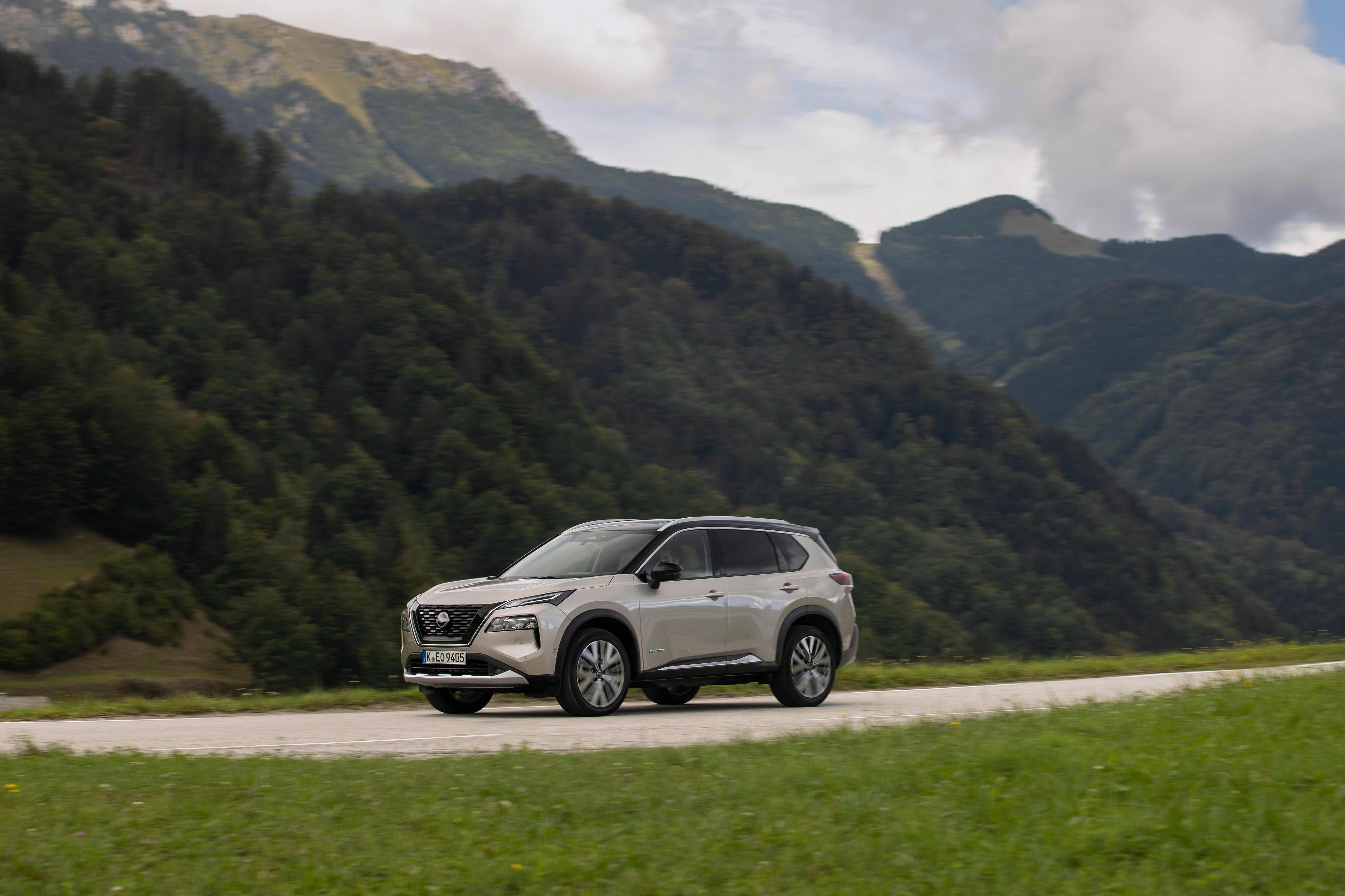 All-new Nissan X-Trail: electrified family adventures